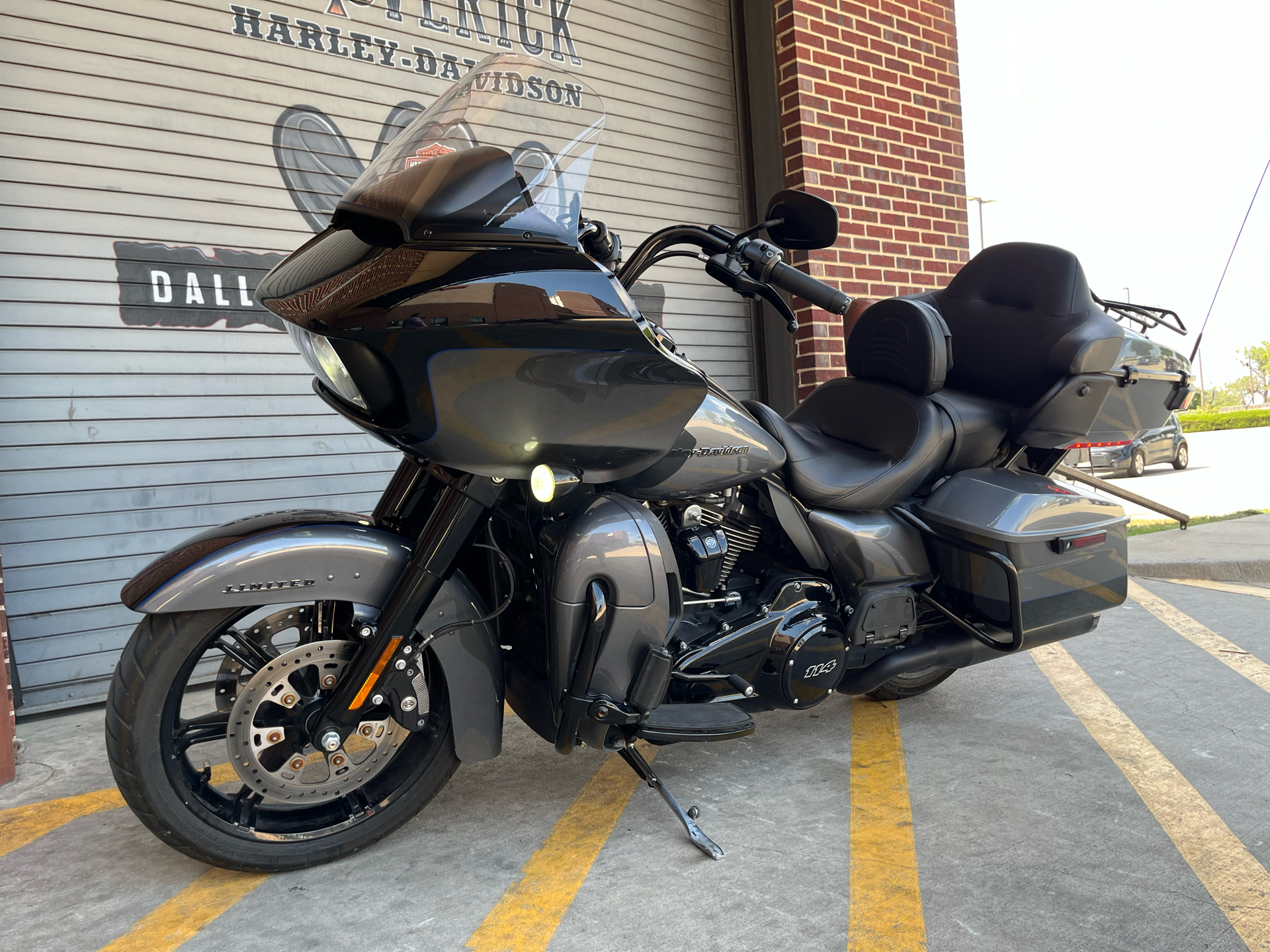 2021 Harley-Davidson Road Glide® Limited in Carrollton, Texas - Photo 9