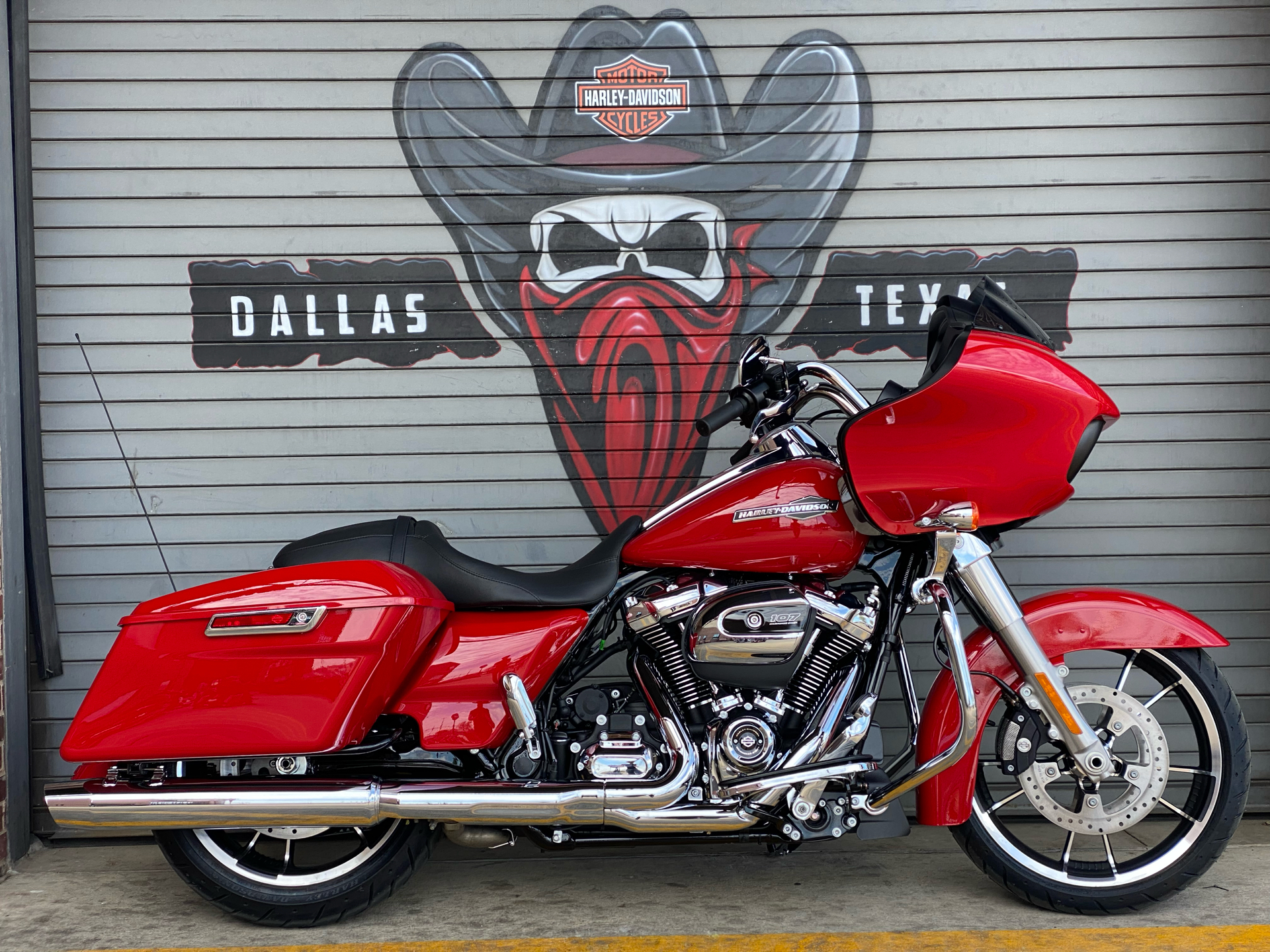 2023 Harley-Davidson Road Glide® in Carrollton, Texas - Photo 3