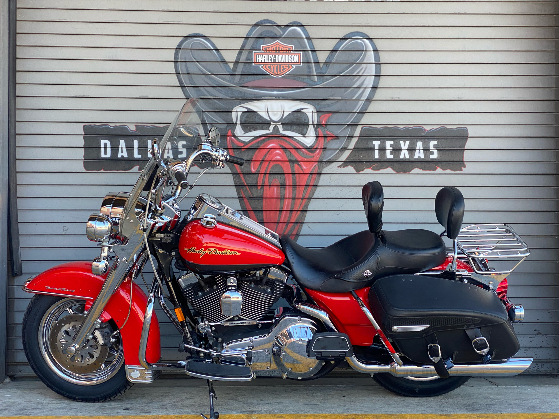 2006 Harley-Davidson Road King® Classic in Carrollton, Texas - Photo 11