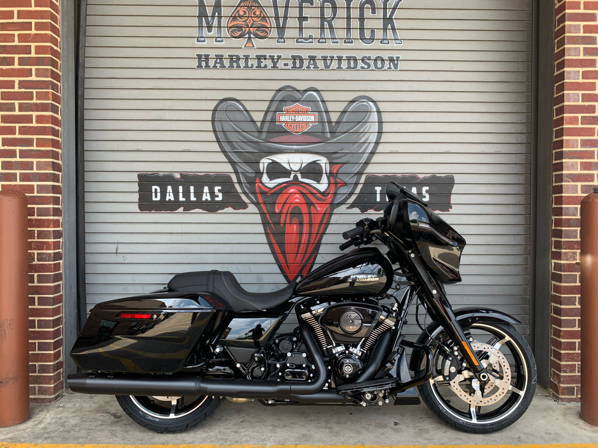 2024 Harley-Davidson Street Glide® in Carrollton, Texas - Photo 1