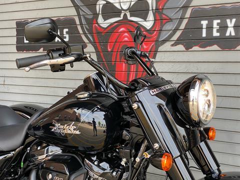2023 Harley-Davidson Freewheeler® in Carrollton, Texas - Photo 2