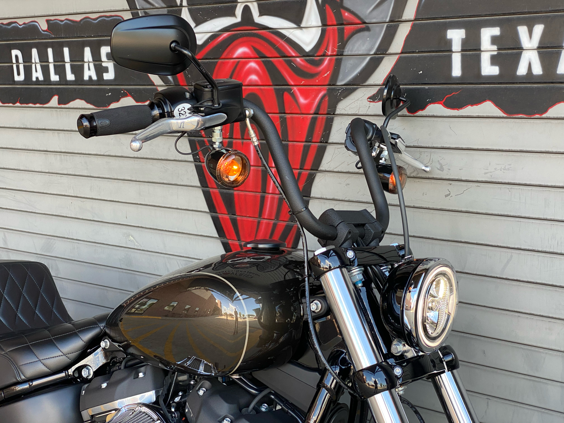 2020 Harley-Davidson Street Bob® in Carrollton, Texas - Photo 2