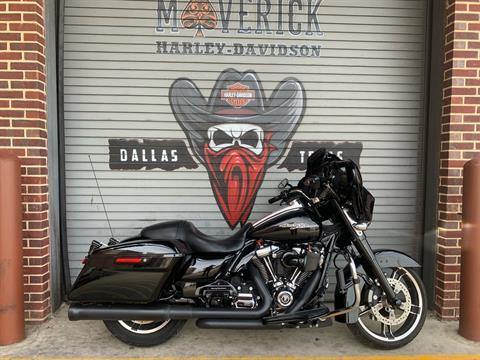 2017 Harley-Davidson Street Glide® Special in Carrollton, Texas - Photo 1