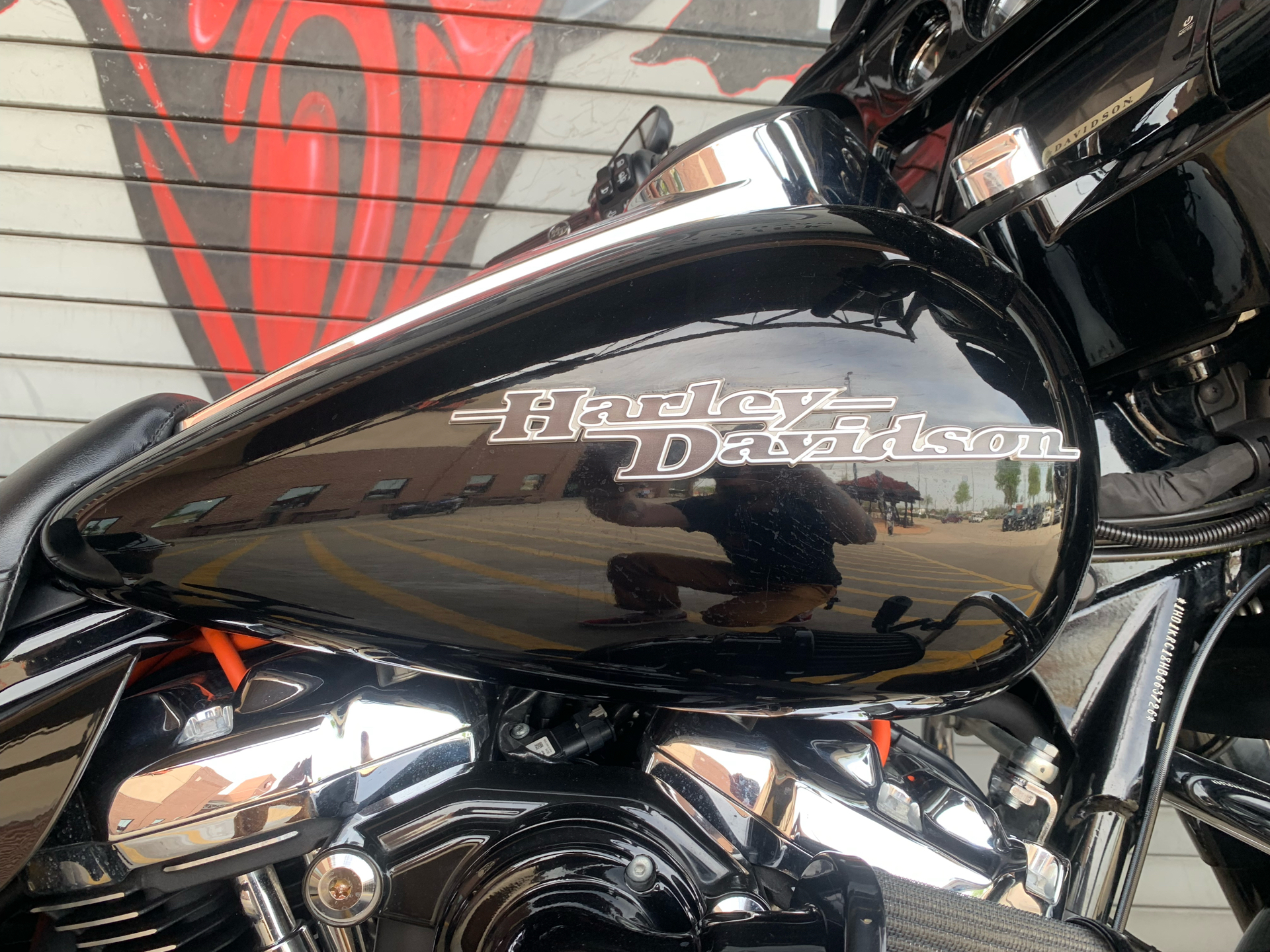 2017 Harley-Davidson Street Glide® Special in Carrollton, Texas - Photo 5