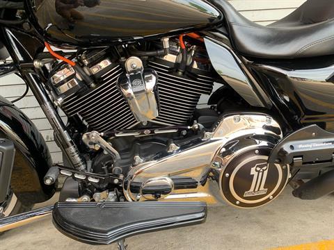 2017 Harley-Davidson Street Glide® Special in Carrollton, Texas - Photo 13