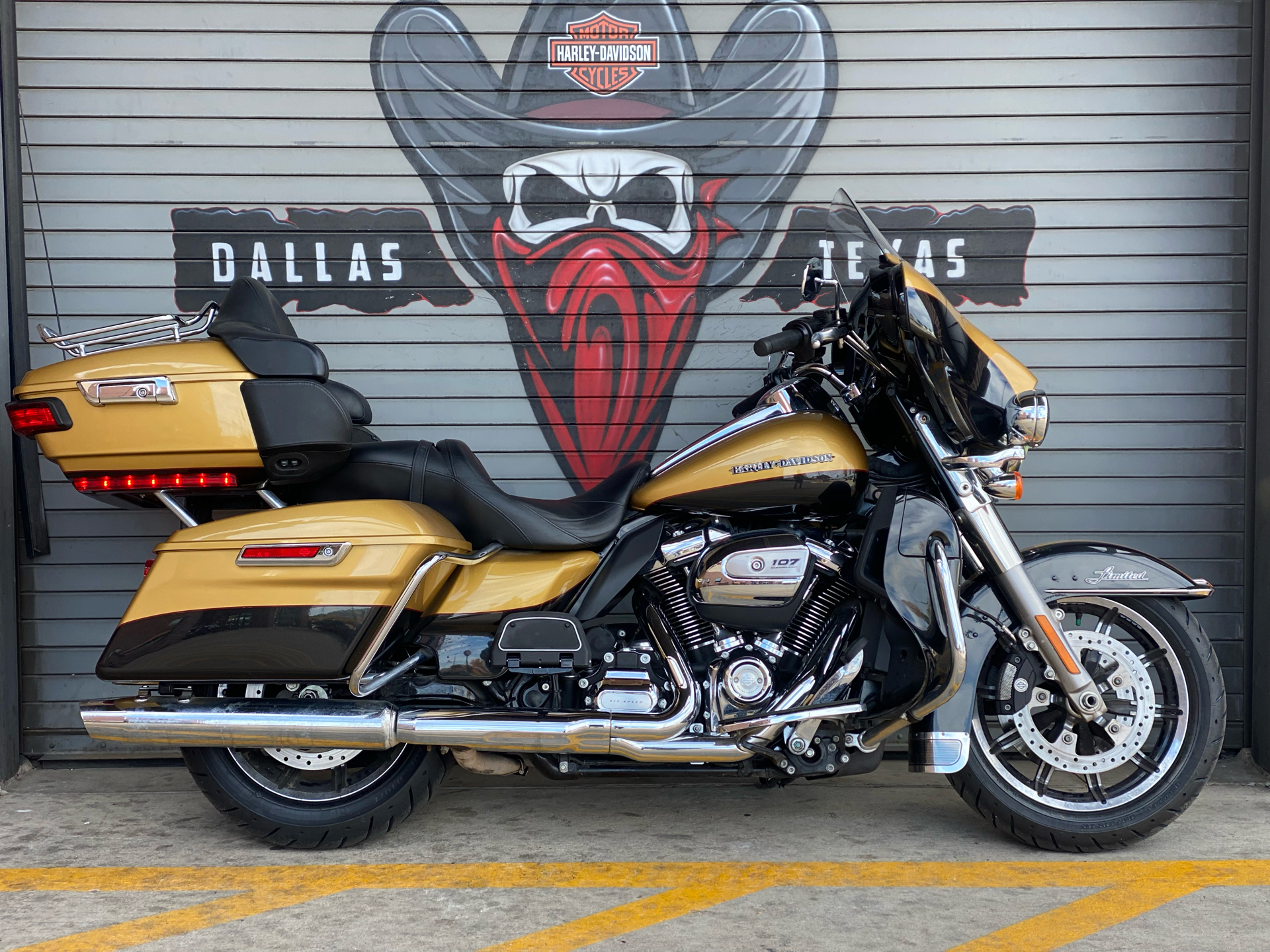 2017 Harley-Davidson Ultra Limited in Carrollton, Texas - Photo 3