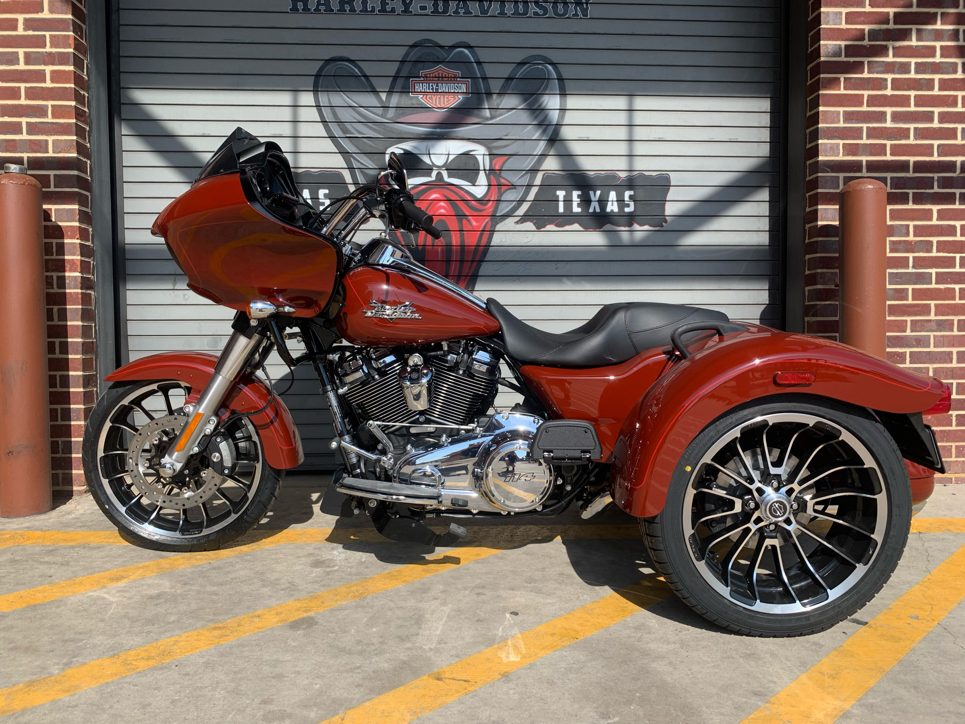 2024 Harley-Davidson Road Glide® 3 in Carrollton, Texas - Photo 9