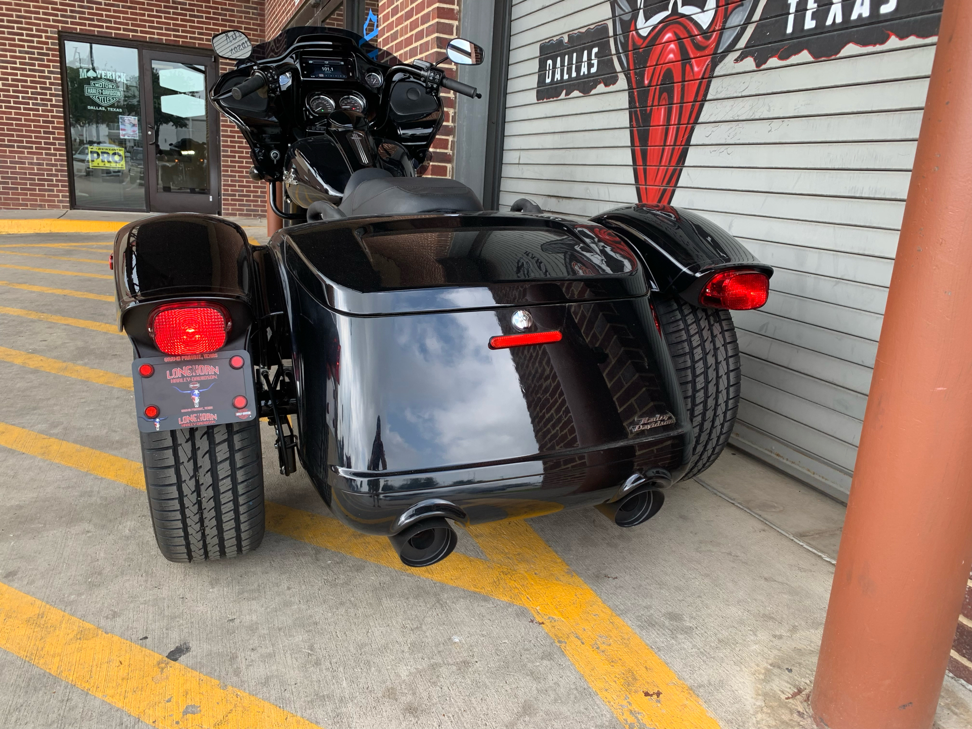 2024 Harley-Davidson Road Glide® 3 in Carrollton, Texas - Photo 15