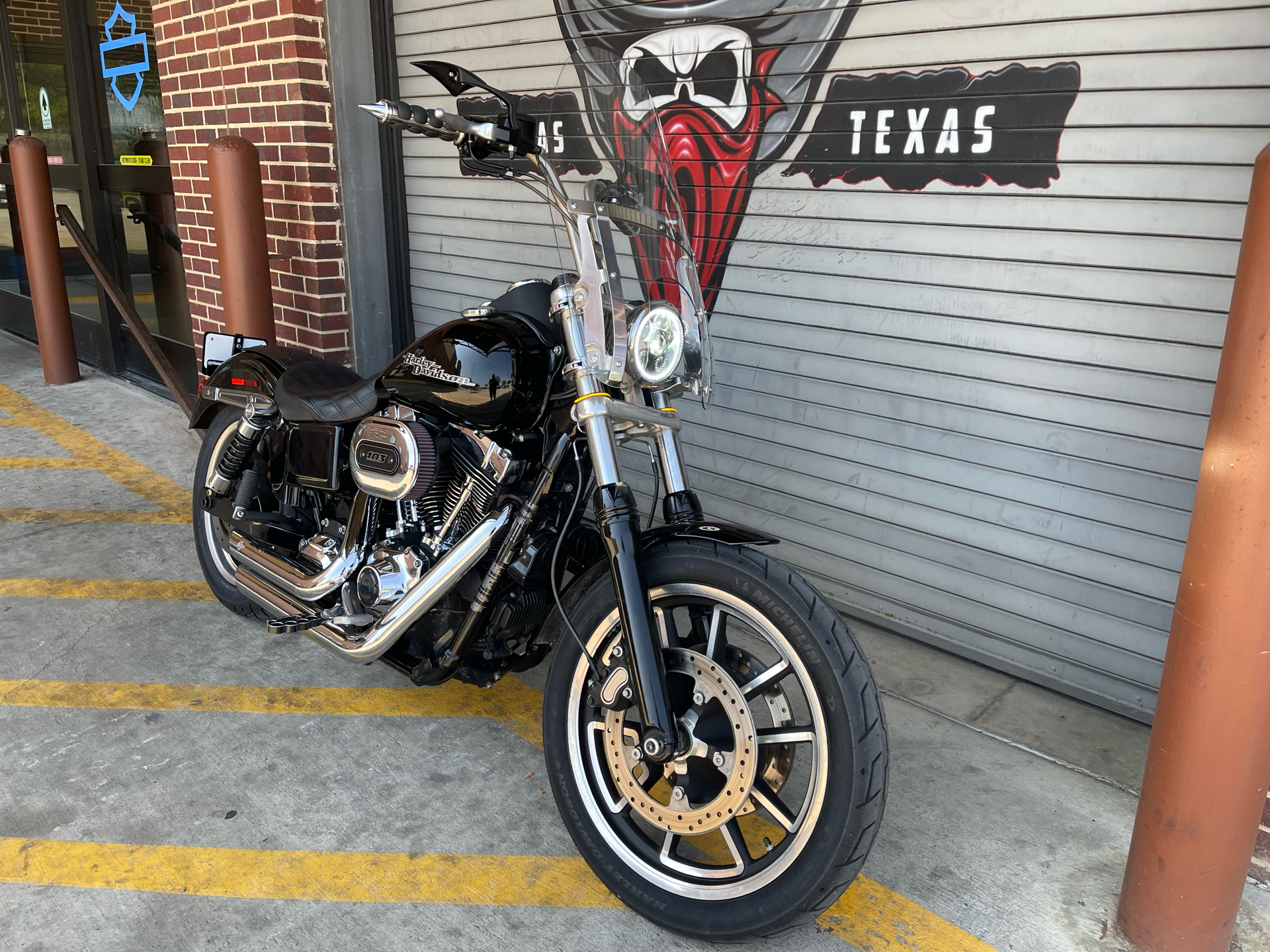 2016 Harley-Davidson Low Rider® in Carrollton, Texas - Photo 2