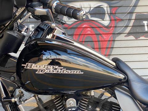 2016 Harley-Davidson Street Glide® in Carrollton, Texas - Photo 14
