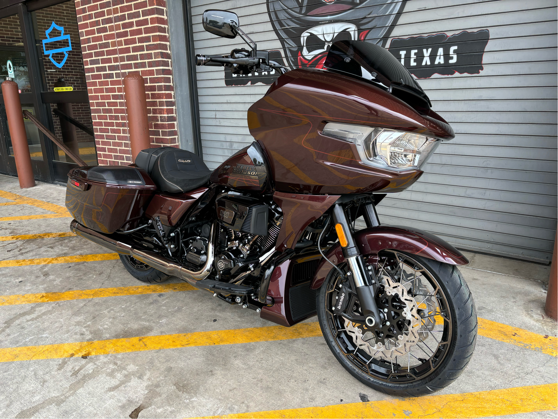 2024 Harley-Davidson CVO™ Road Glide® in Carrollton, Texas - Photo 2