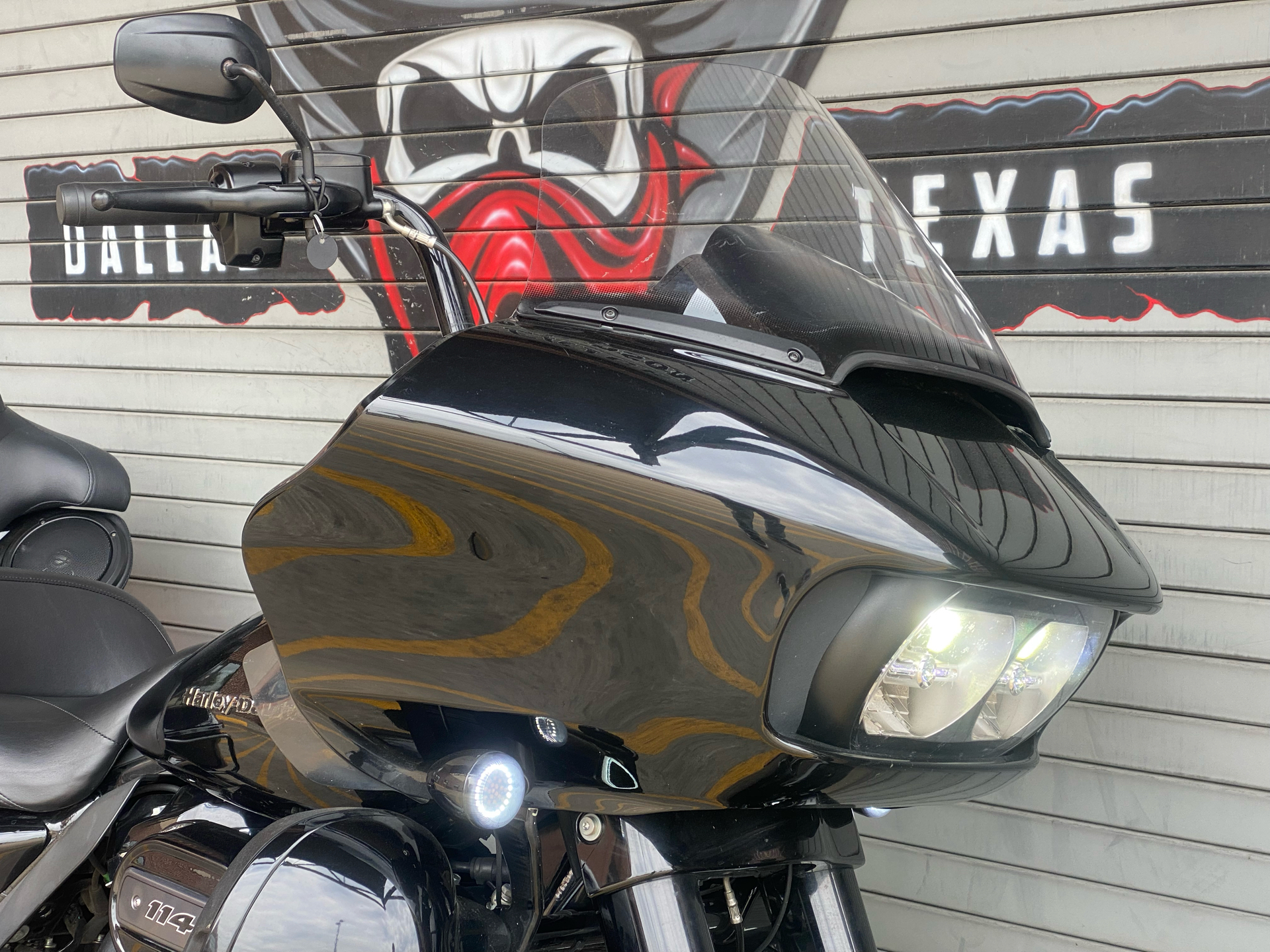 2020 Harley-Davidson Road Glide® Limited in Carrollton, Texas - Photo 2