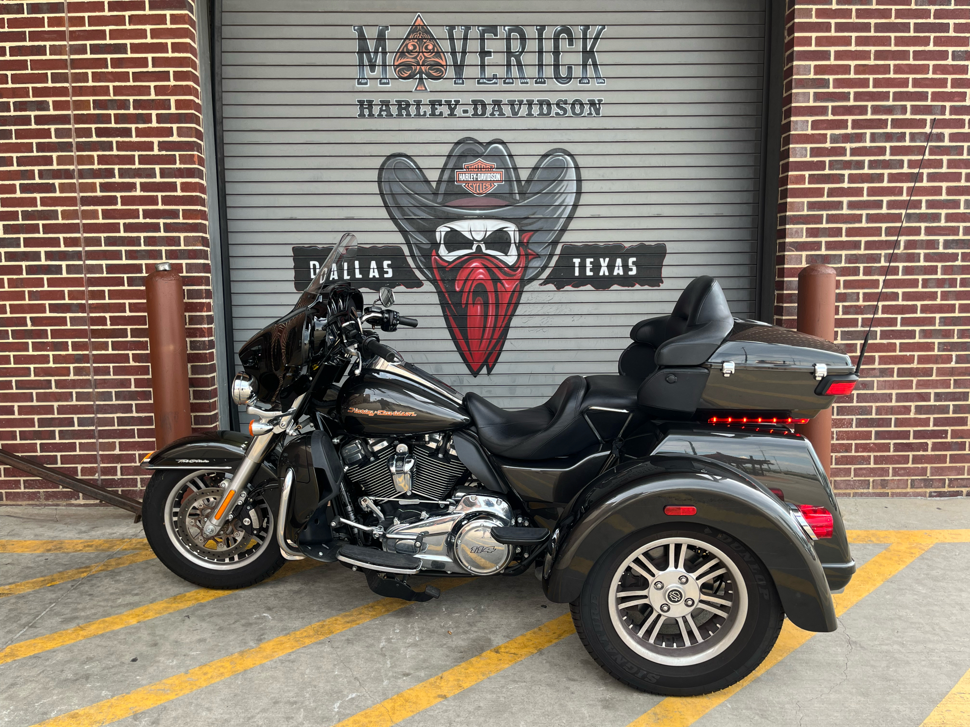 2019 Harley-Davidson Tri Glide® Ultra in Carrollton, Texas - Photo 8