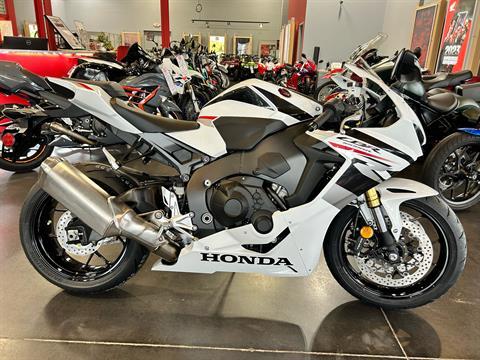 2025 Honda CBR1000RR in Mentor, Ohio