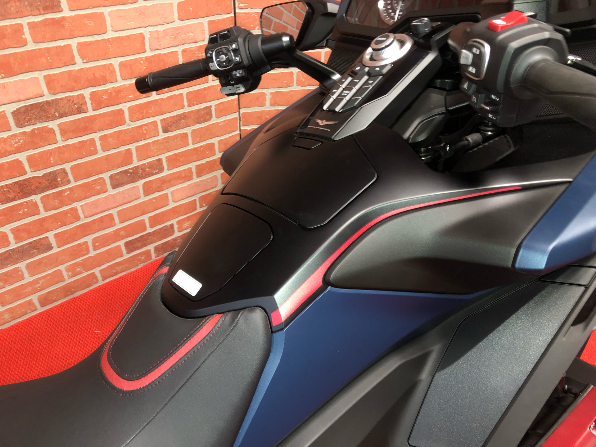 2022 Honda Gold Wing Automatic DCT in Mentor, Ohio - Photo 2