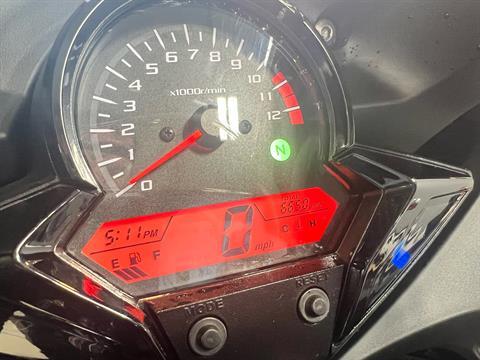 2021 Honda CBR300R in Mentor, Ohio - Photo 5
