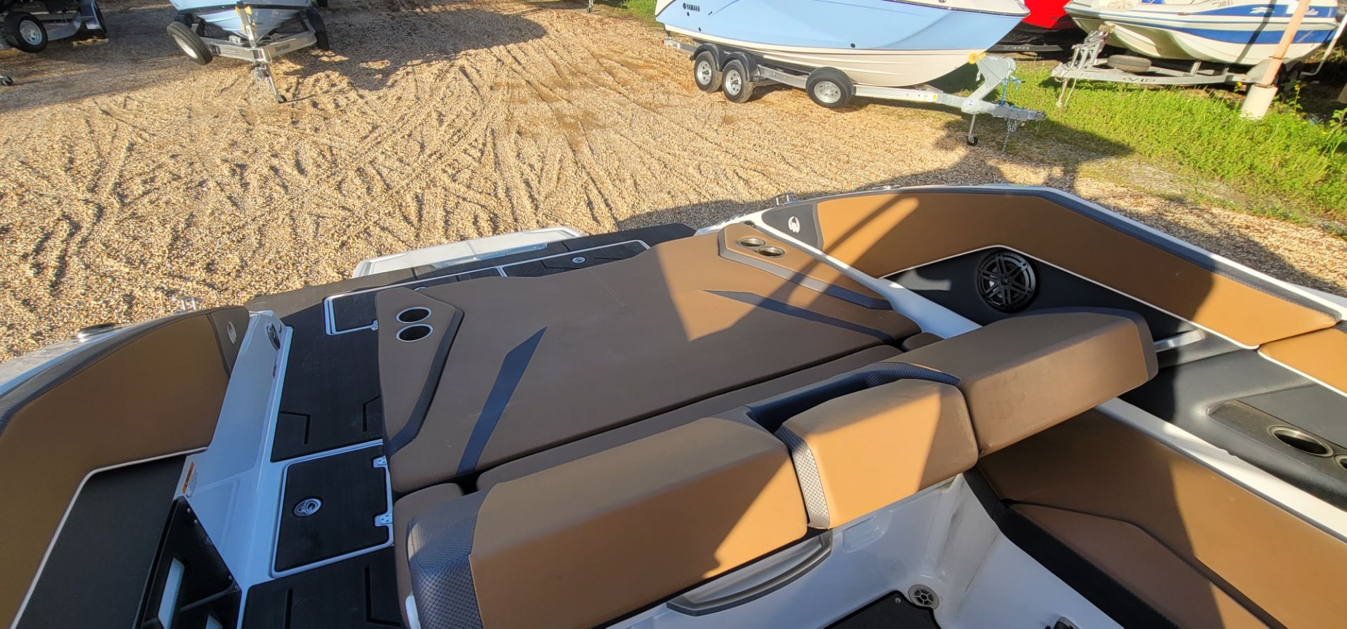 2023 Scarab 285 ID in Kenner, Louisiana - Photo 18