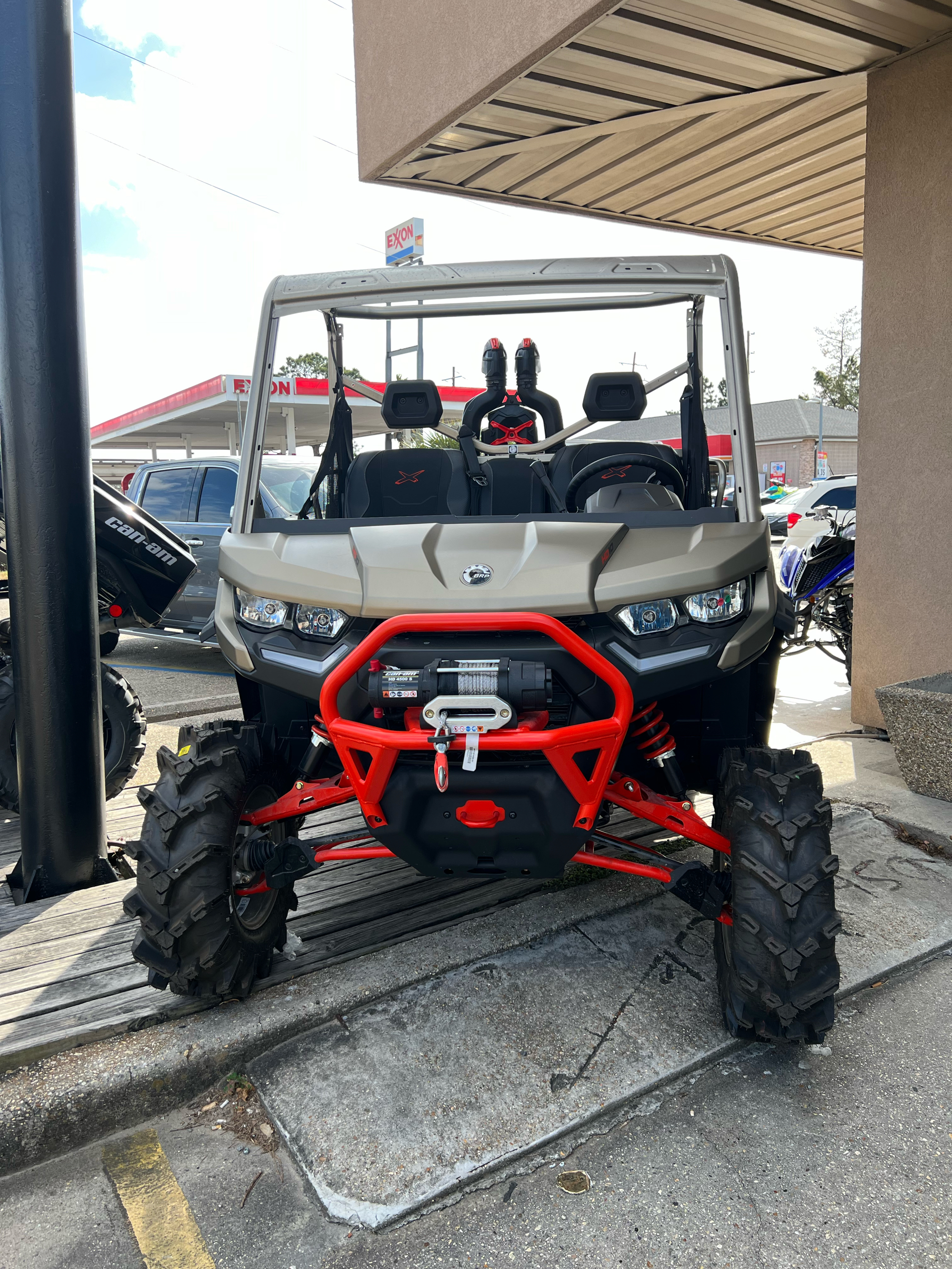 2022 Can-Am Defender X MR HD10 in Kenner, Louisiana - Photo 2