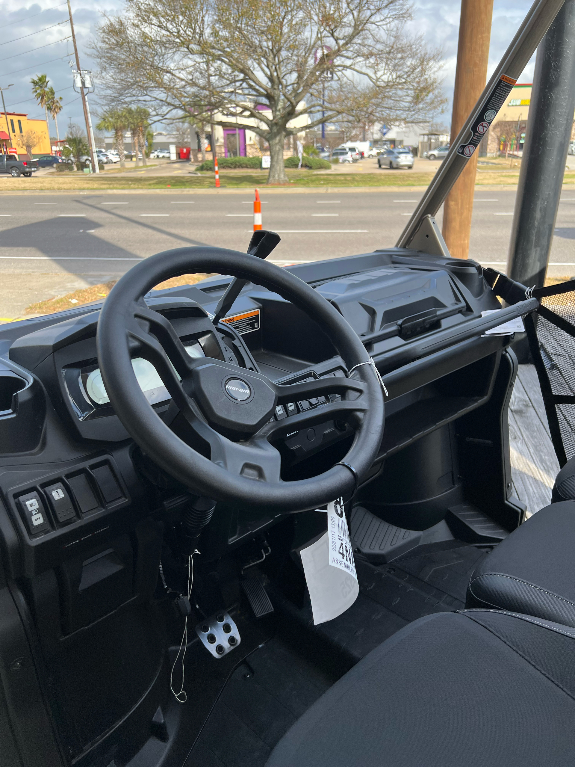 2022 Can-Am Defender X MR HD10 in Kenner, Louisiana - Photo 4