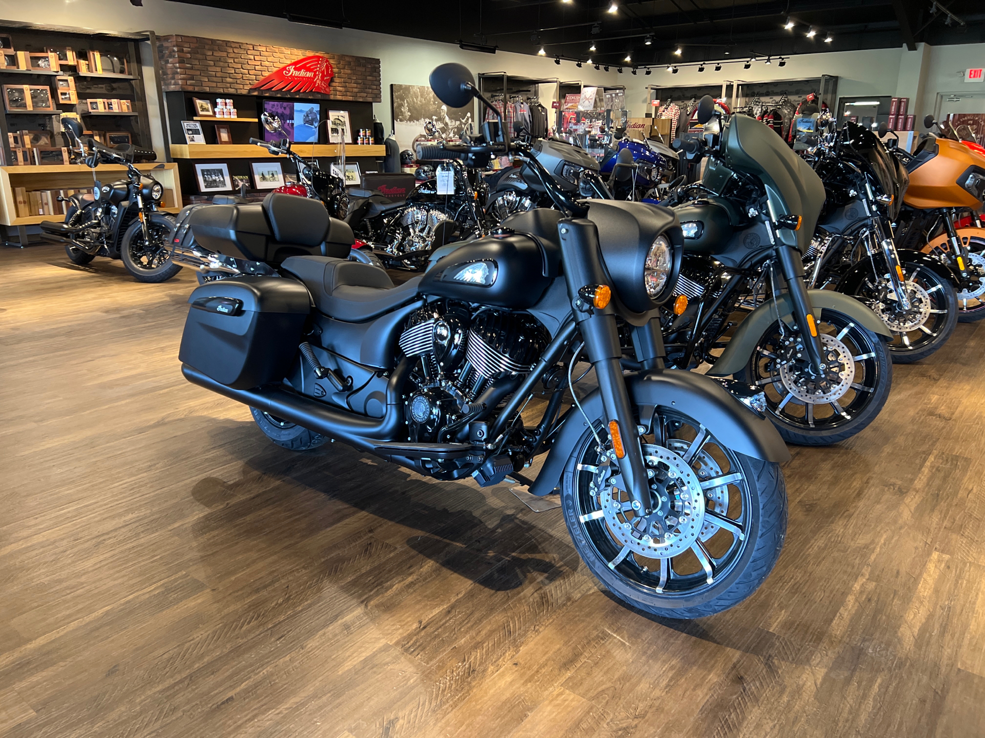 2023 Indian Motorcycle Springfield® Dark Horse® in Hopkinsville, Kentucky - Photo 2