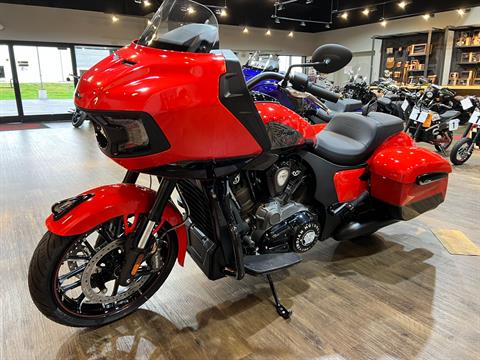 2023 Indian Motorcycle Challenger® Dark Horse® in Hopkinsville, Kentucky - Photo 4