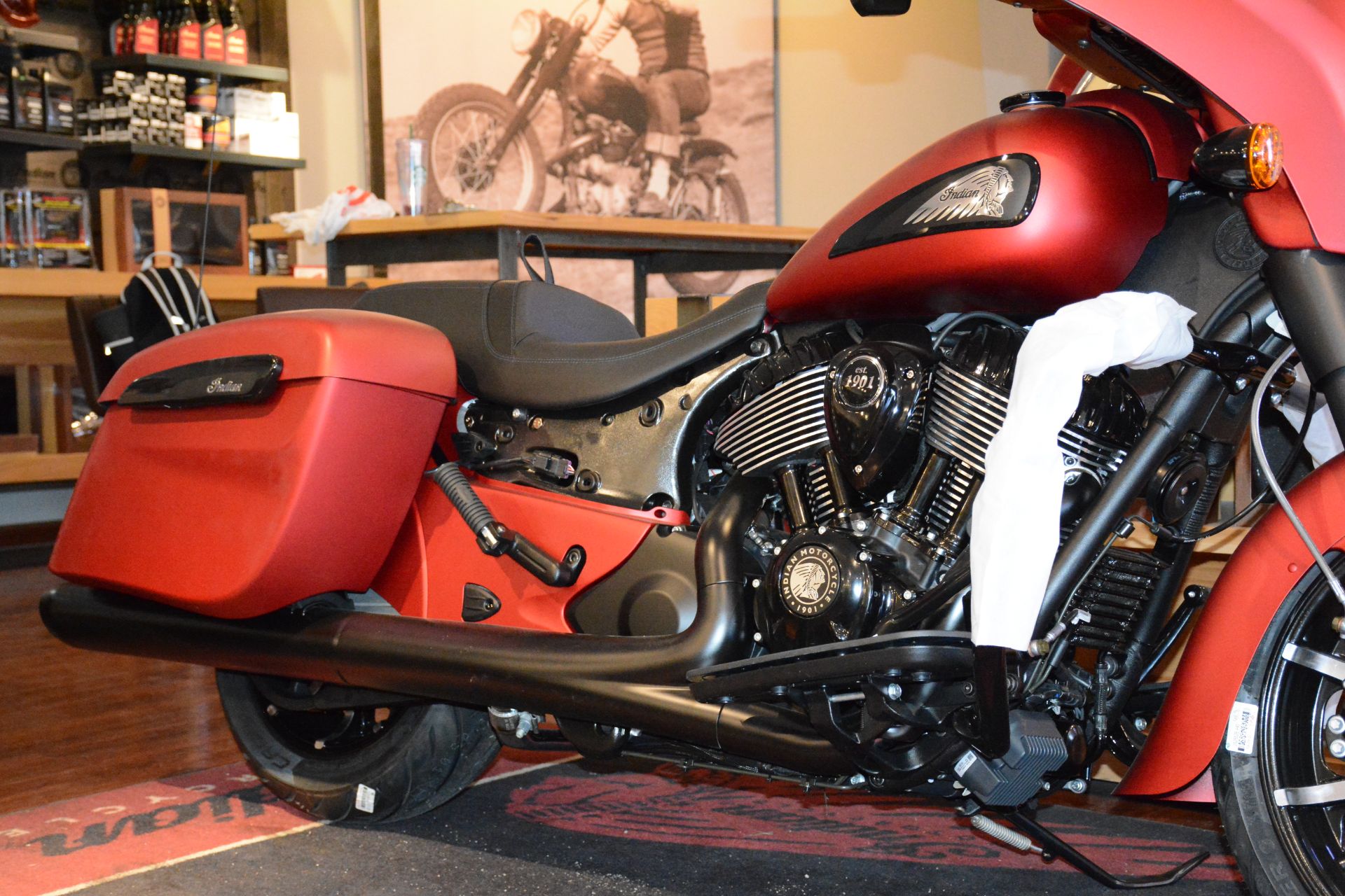 2023 Indian Motorcycle Chieftain® Dark Horse® in El Paso, Texas - Photo 3