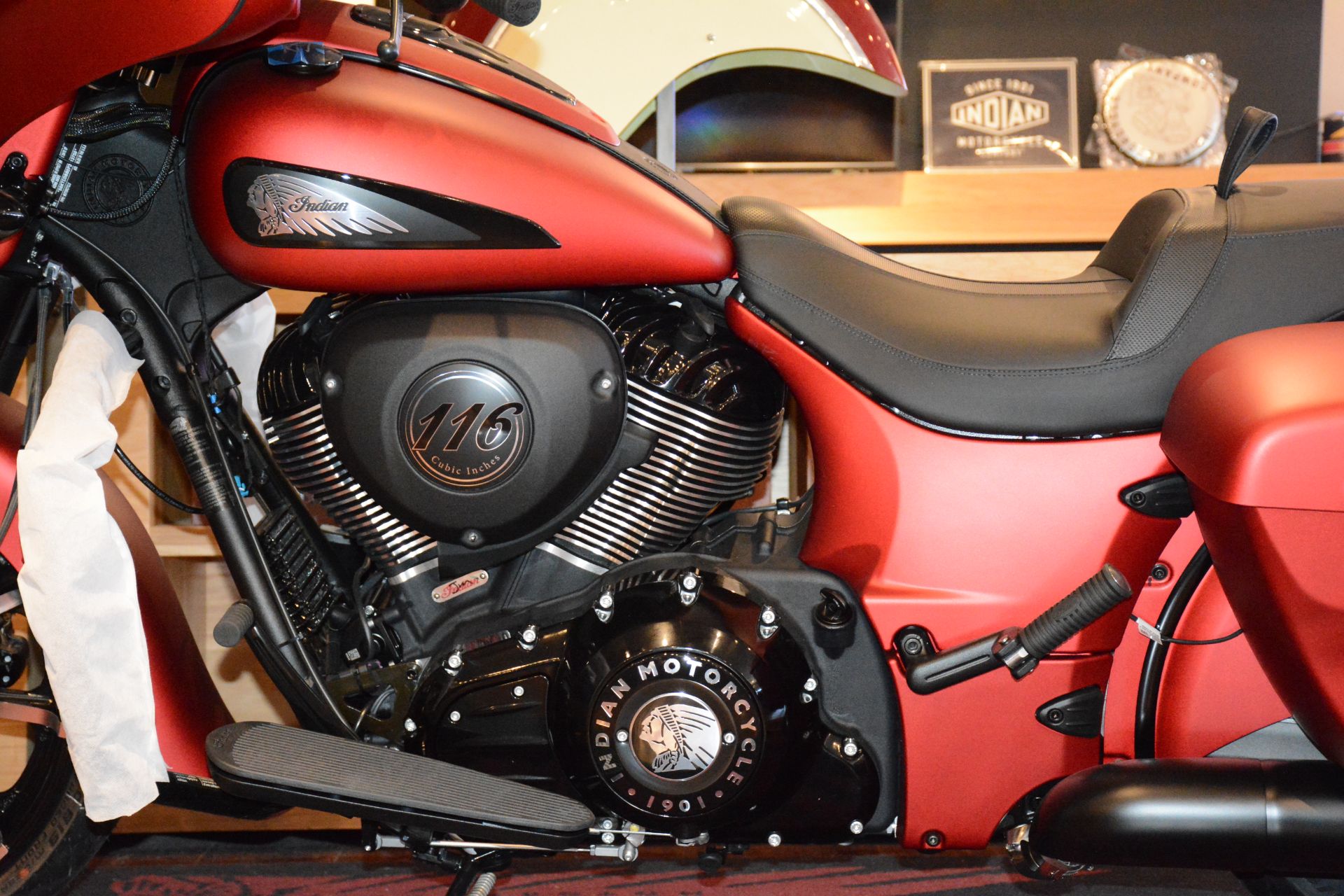 2023 Indian Motorcycle Chieftain® Dark Horse® in El Paso, Texas - Photo 6