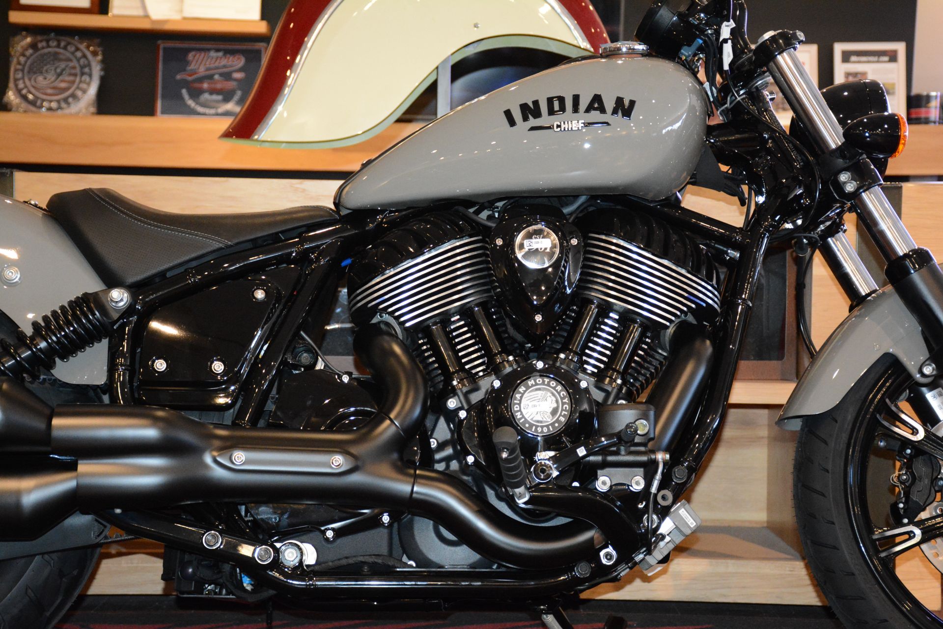 2023 Indian Motorcycle Chief Dark Horse® in El Paso, Texas - Photo 2