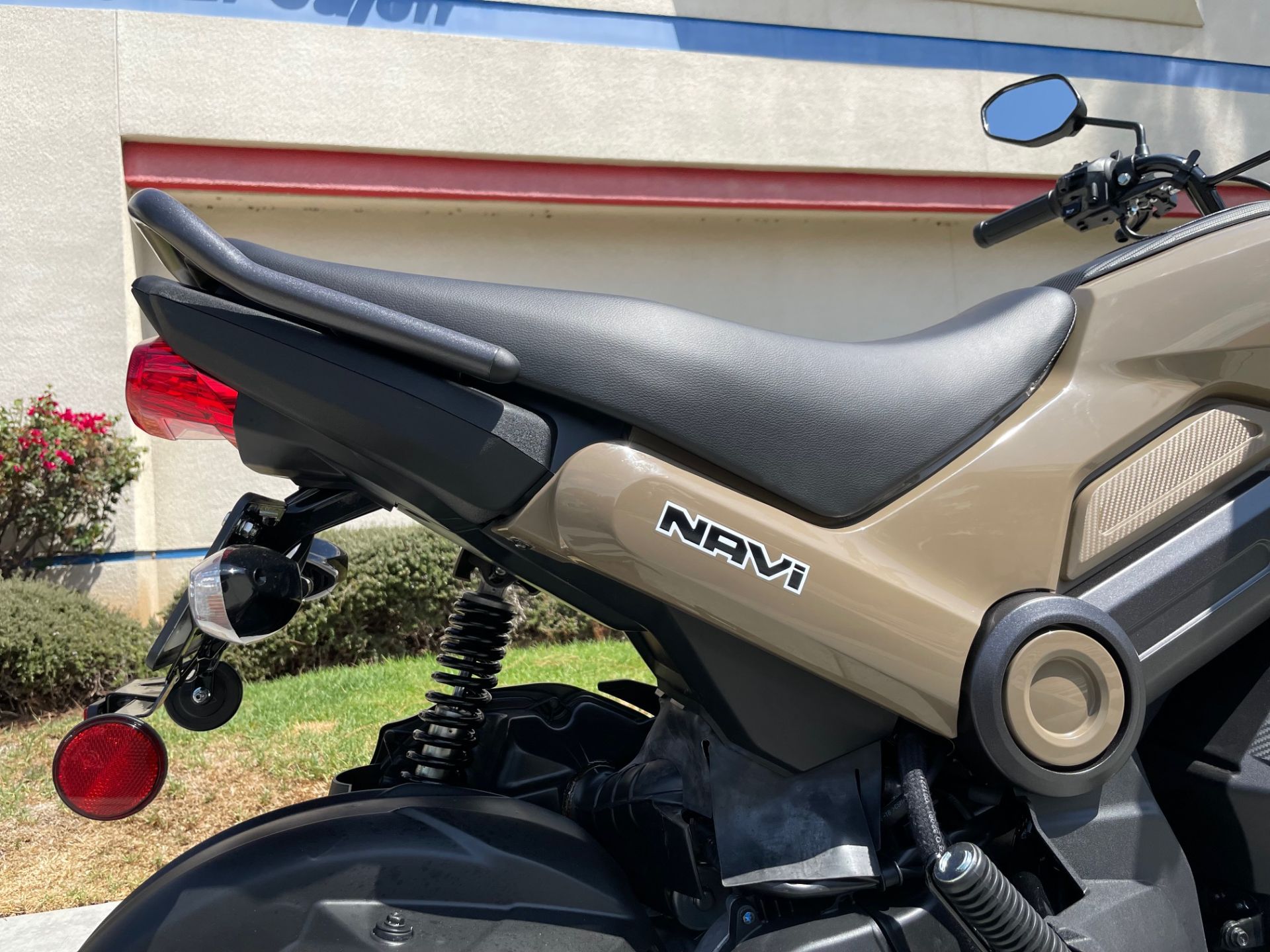 2023 Honda Navi in EL Cajon, California - Photo 12