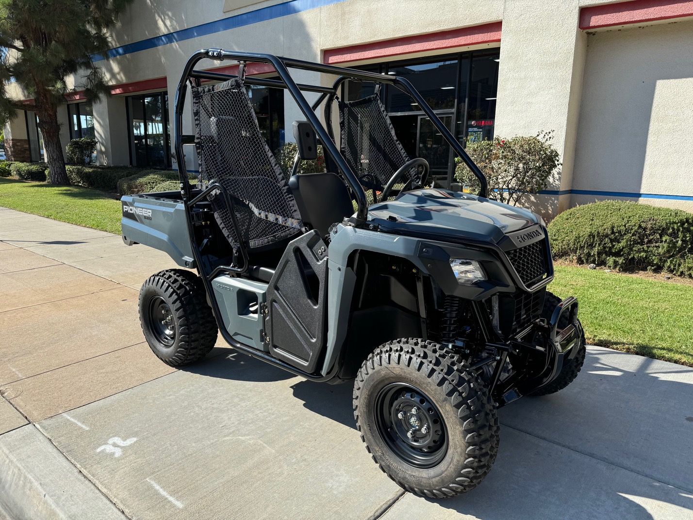 2025 Honda Pioneer 520 in EL Cajon, California - Photo 2