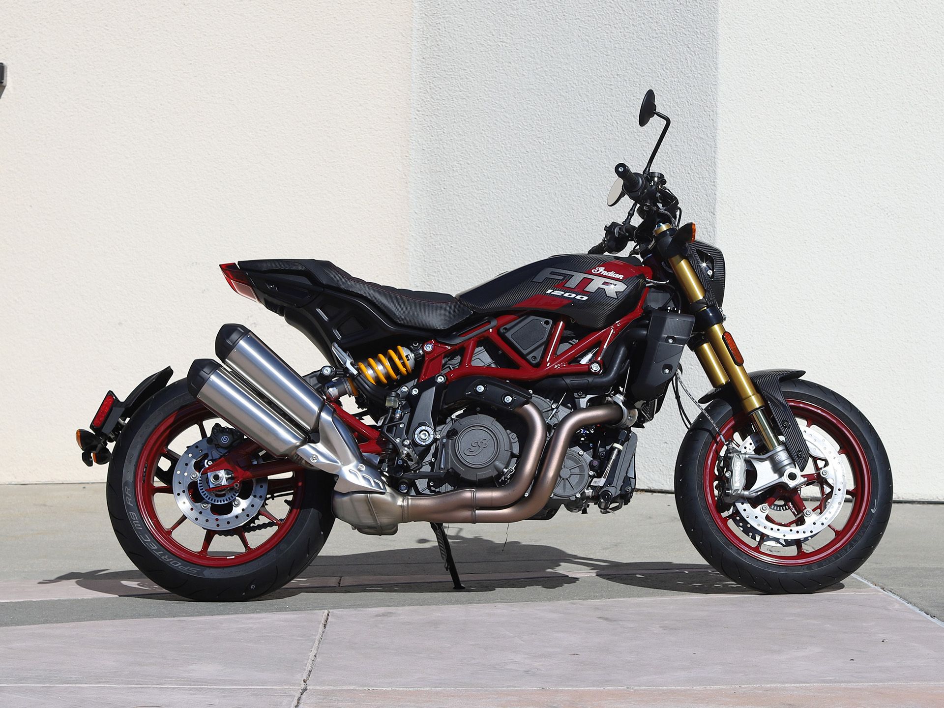 2024 Indian Motorcycle FTR R Carbon in EL Cajon, California - Photo 9