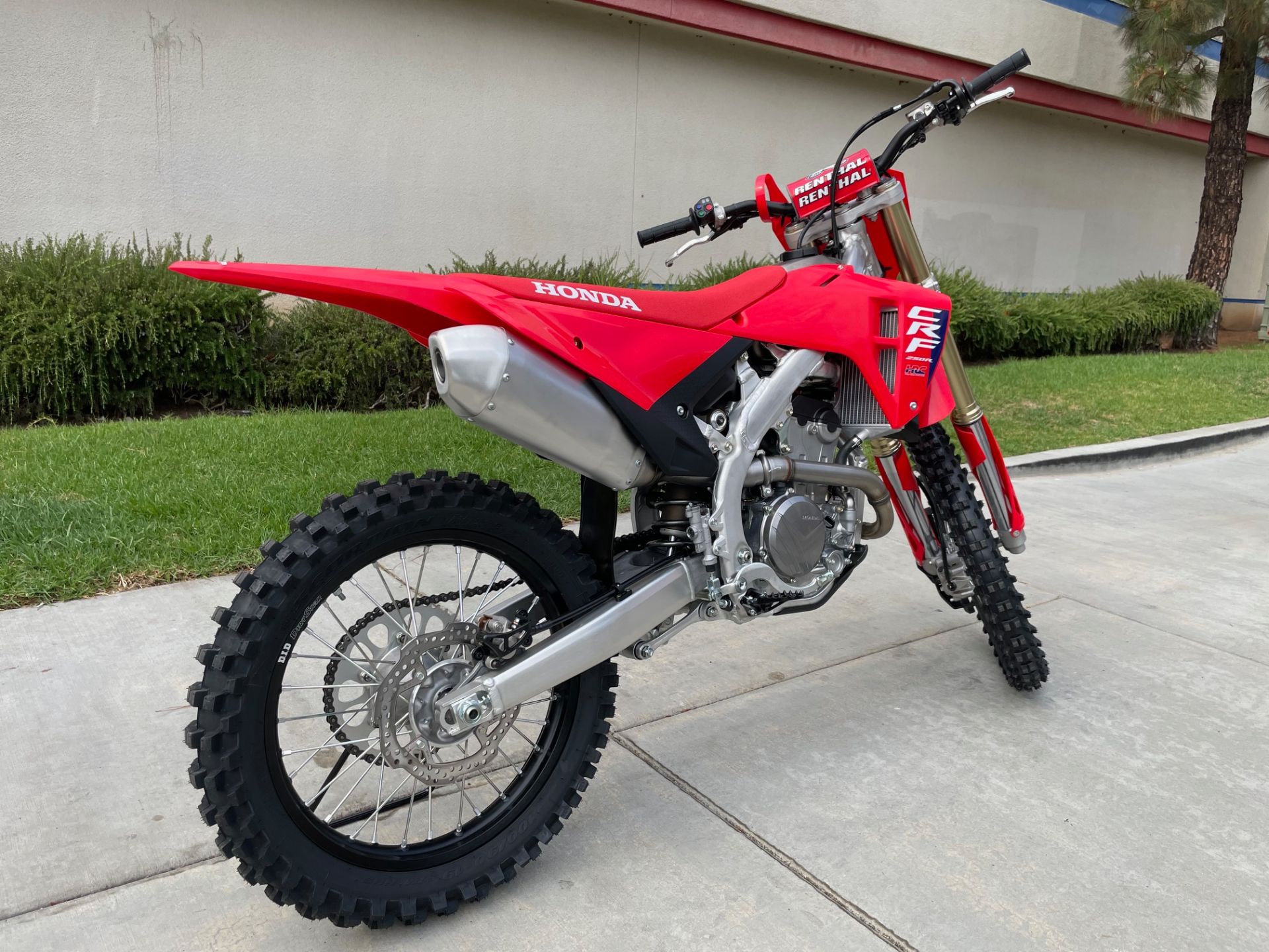 2025 Honda CRF250R in EL Cajon, California - Photo 7