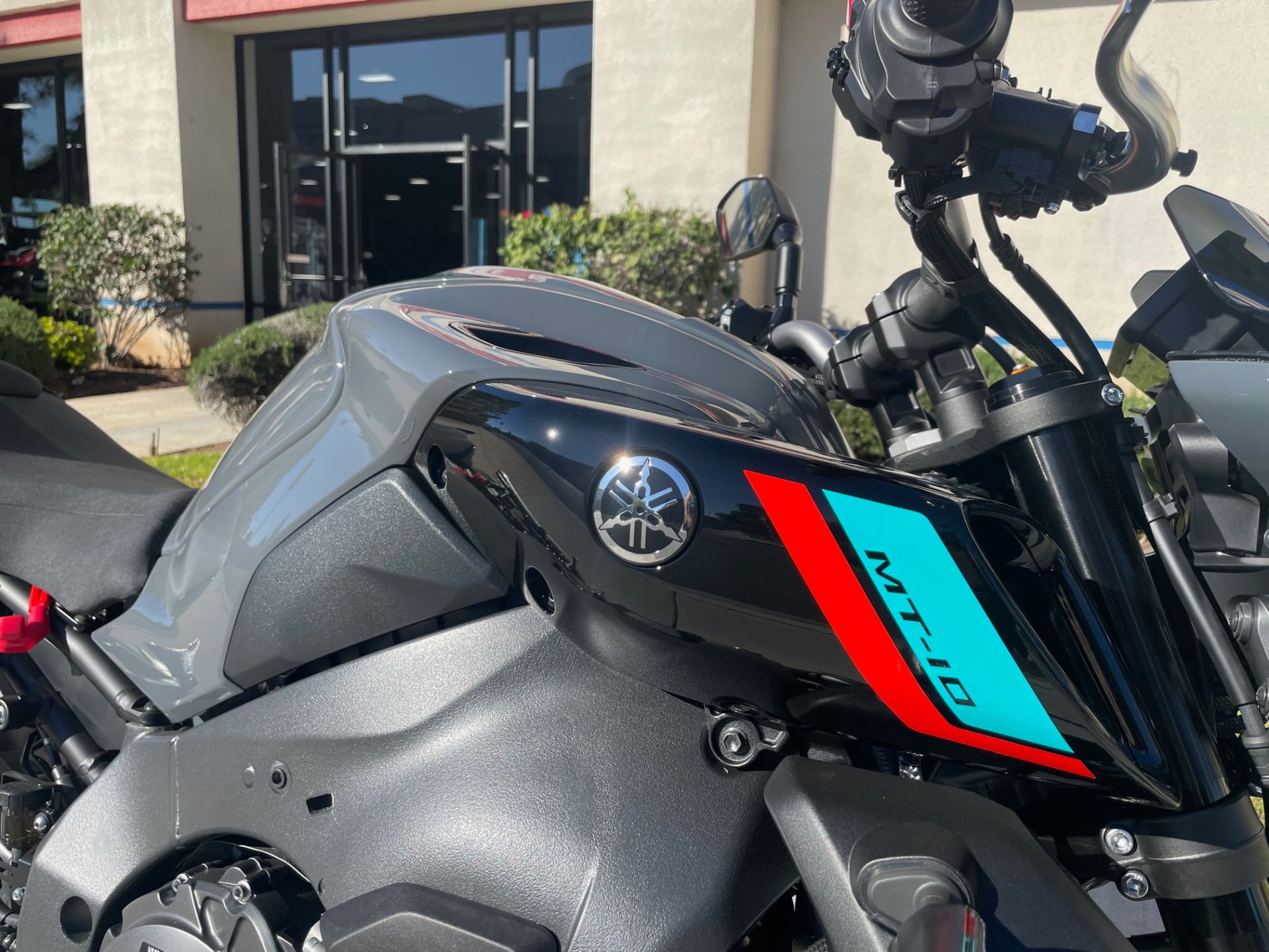 2023 Yamaha MT-10 in EL Cajon, California - Photo 9