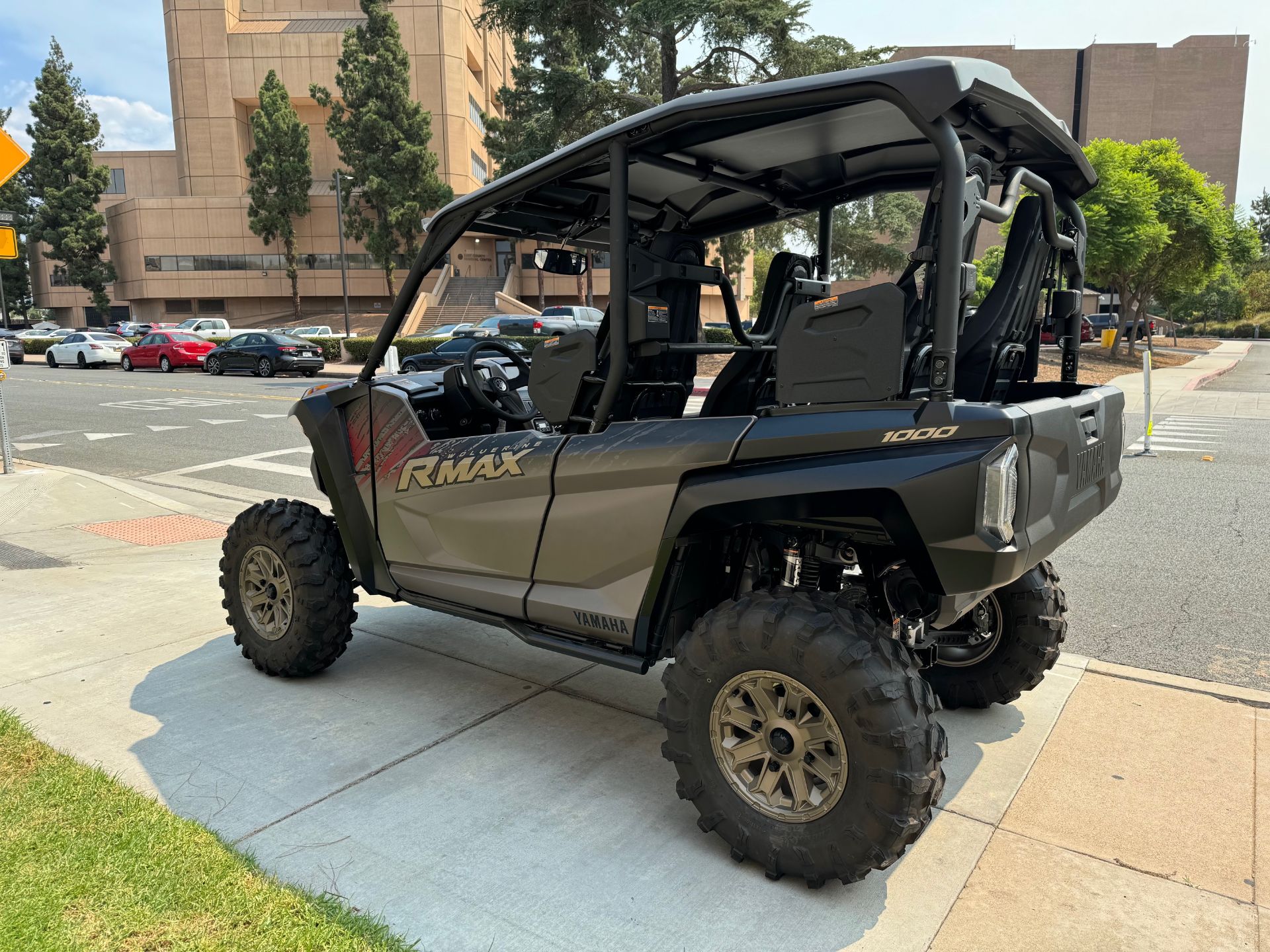 2024 Yamaha Wolverine RMAX4 1000 Compact XT-R in EL Cajon, California - Photo 6