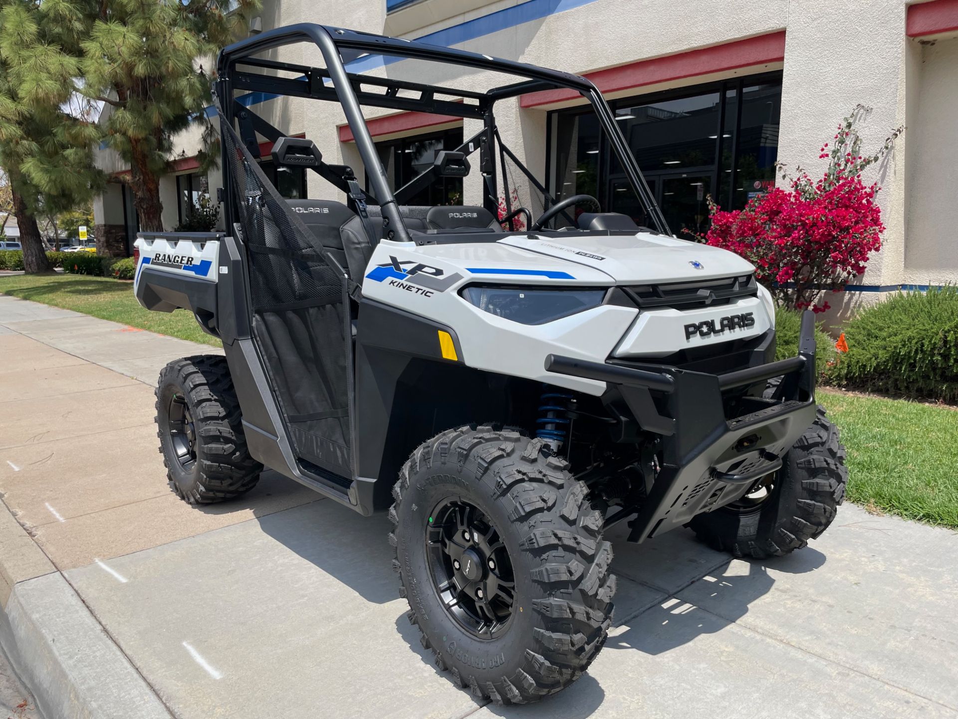 2024 Polaris Ranger XP Kinetic Premium in EL Cajon, California - Photo 2