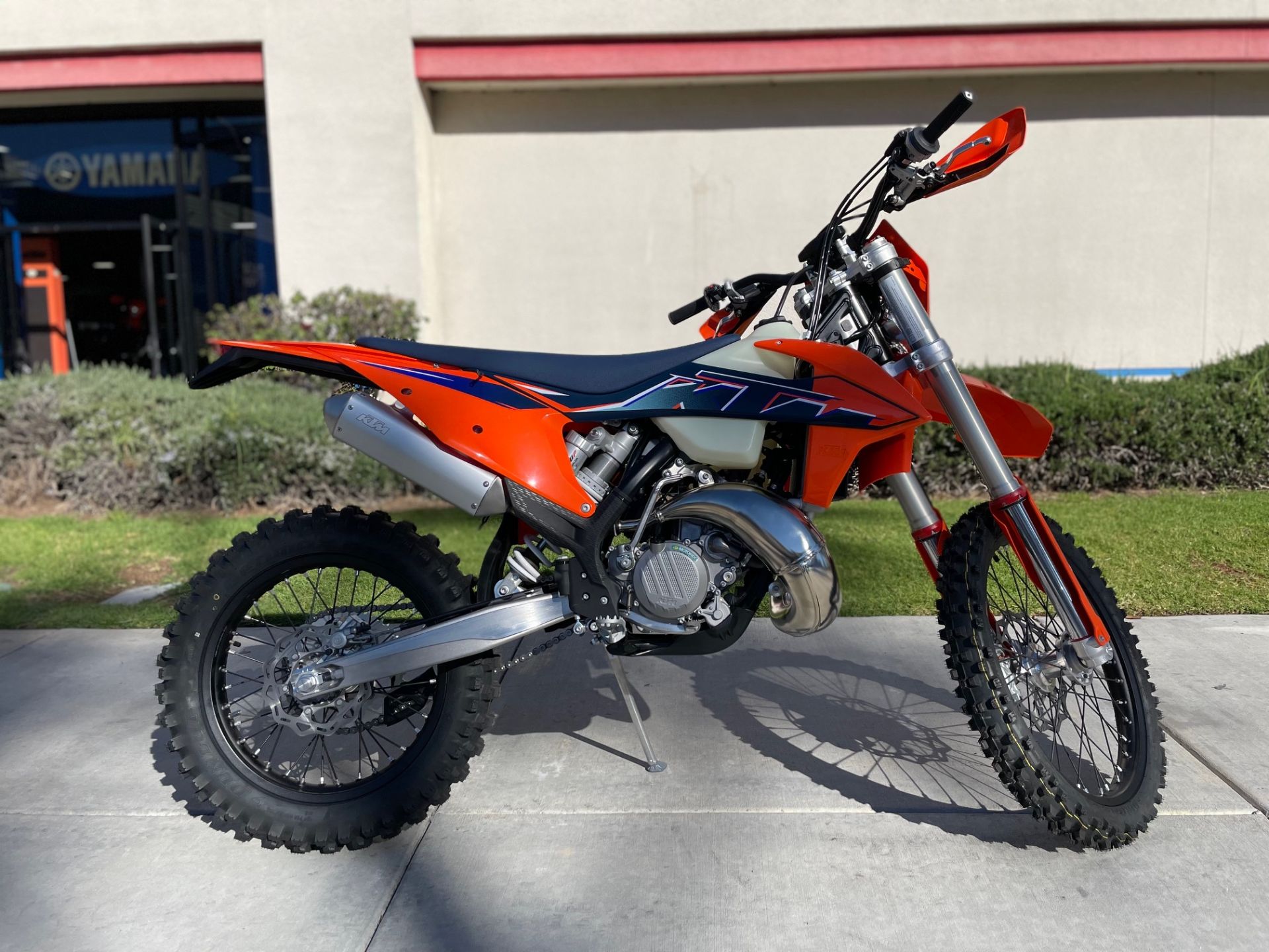 2022 ktm 150 tpi