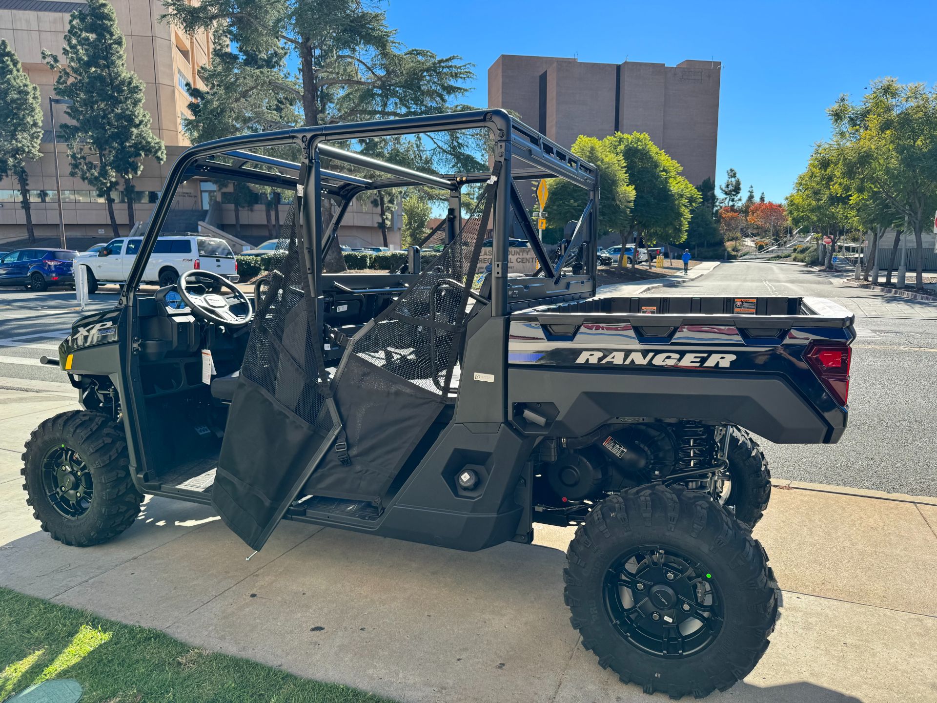 2024 Polaris Ranger Crew XP 1000 Premium in EL Cajon, California - Photo 8