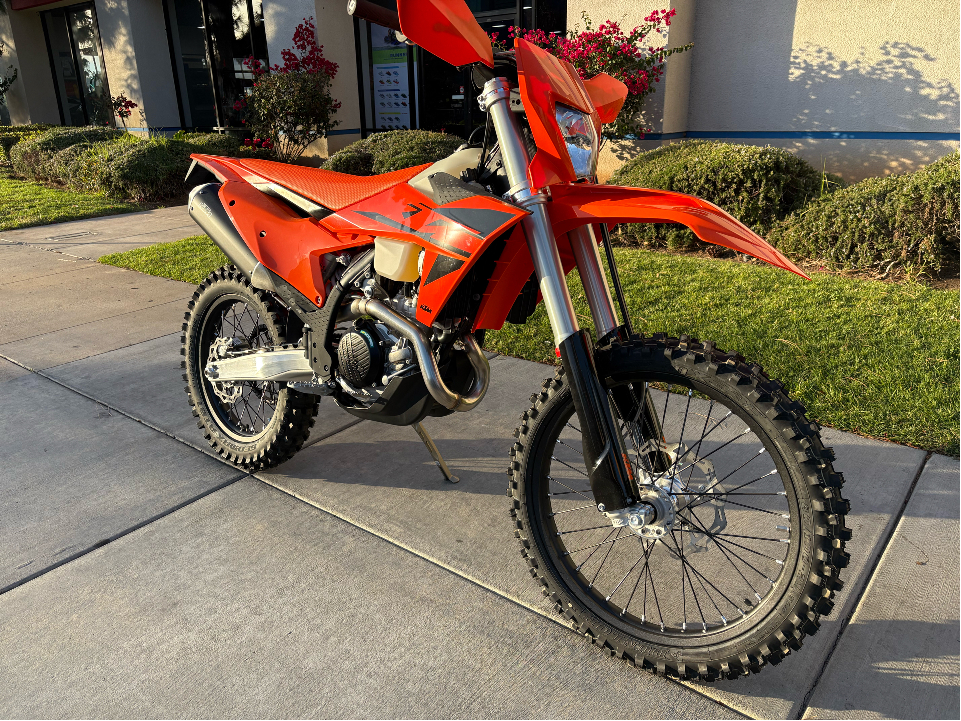 2025 KTM 450 XCF-W in EL Cajon, California - Photo 2