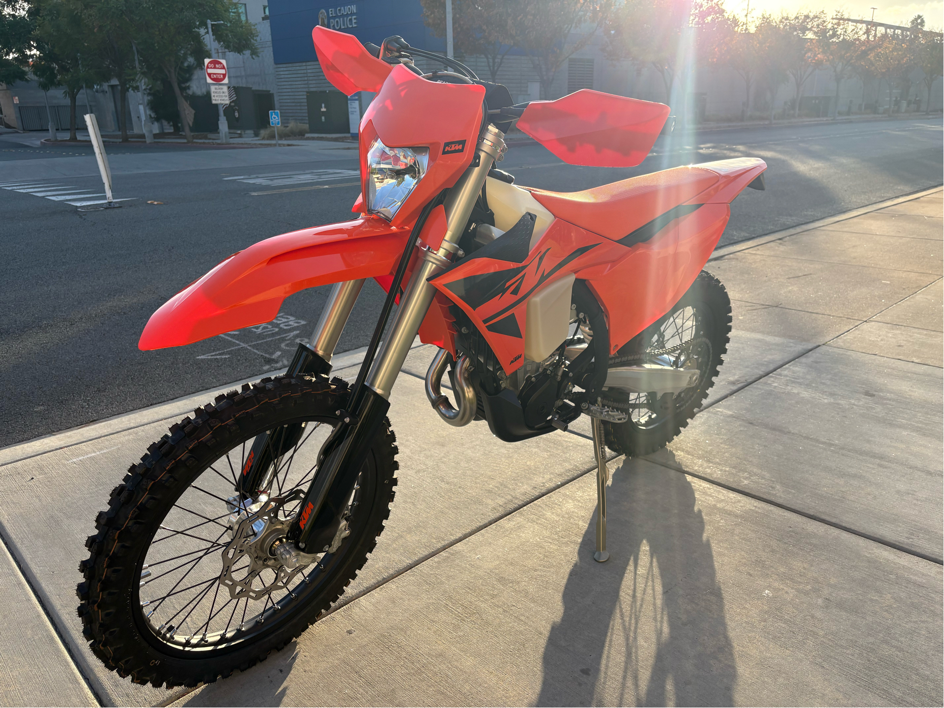 2025 KTM 450 XCF-W in EL Cajon, California - Photo 4