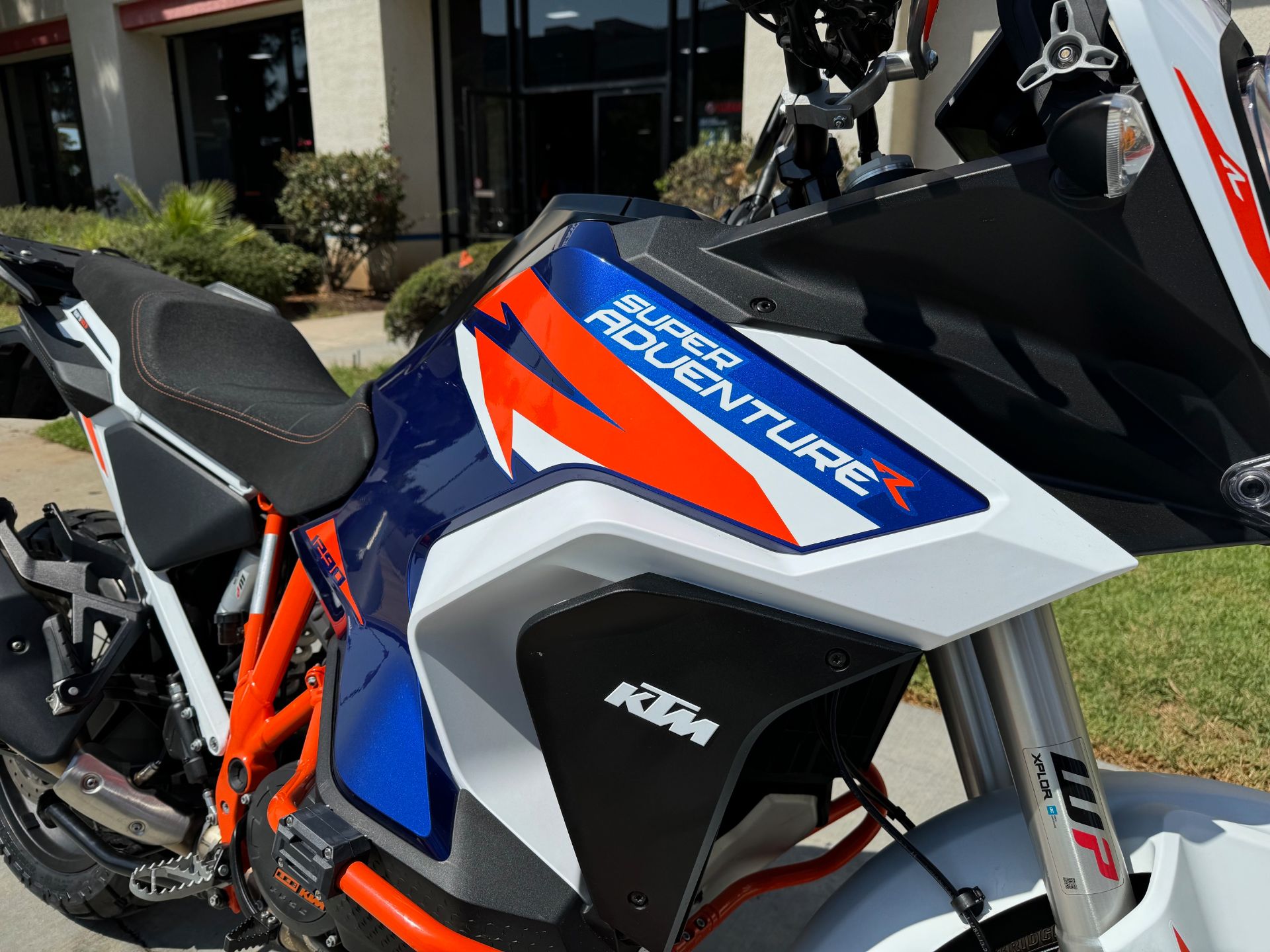 2023 KTM 1290 Super Adventure R in EL Cajon, California - Photo 9