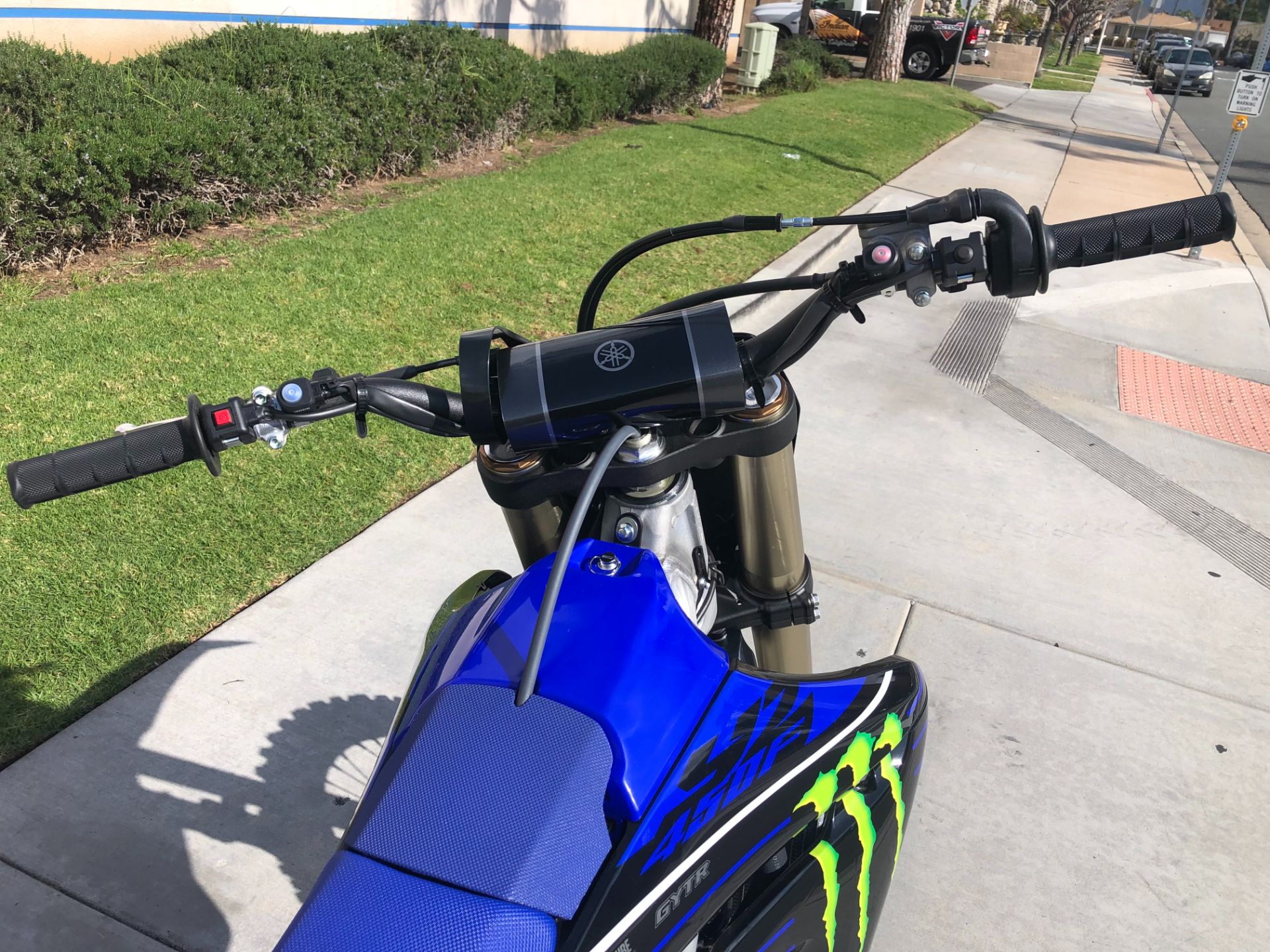 2022 Yamaha YZ450F Monster Energy Yamaha Racing Edition in EL Cajon, California - Photo 9