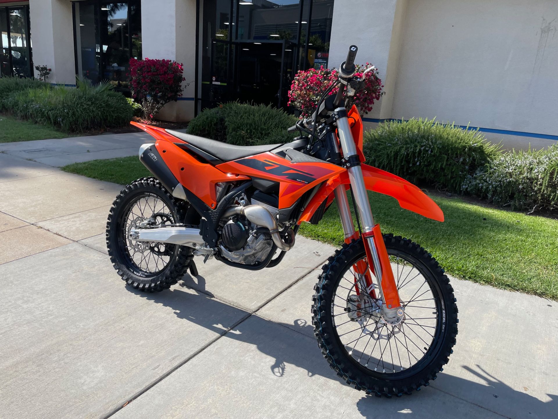 2025 KTM 250 SX-F in EL Cajon, California - Photo 2