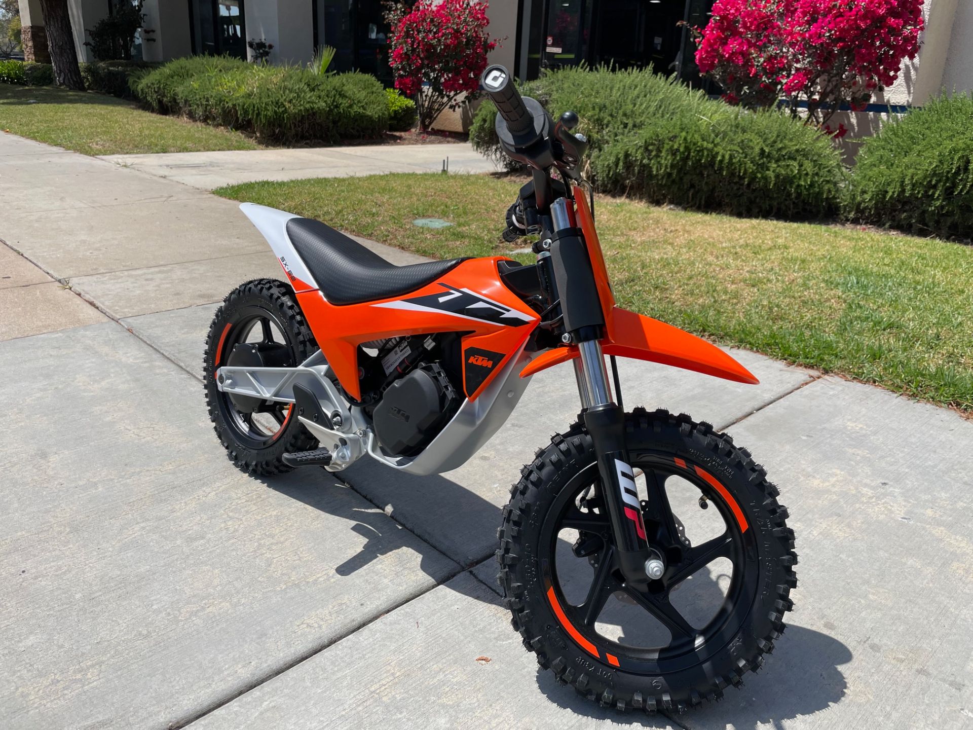 2024 KTM SX-E 2 in EL Cajon, California - Photo 2