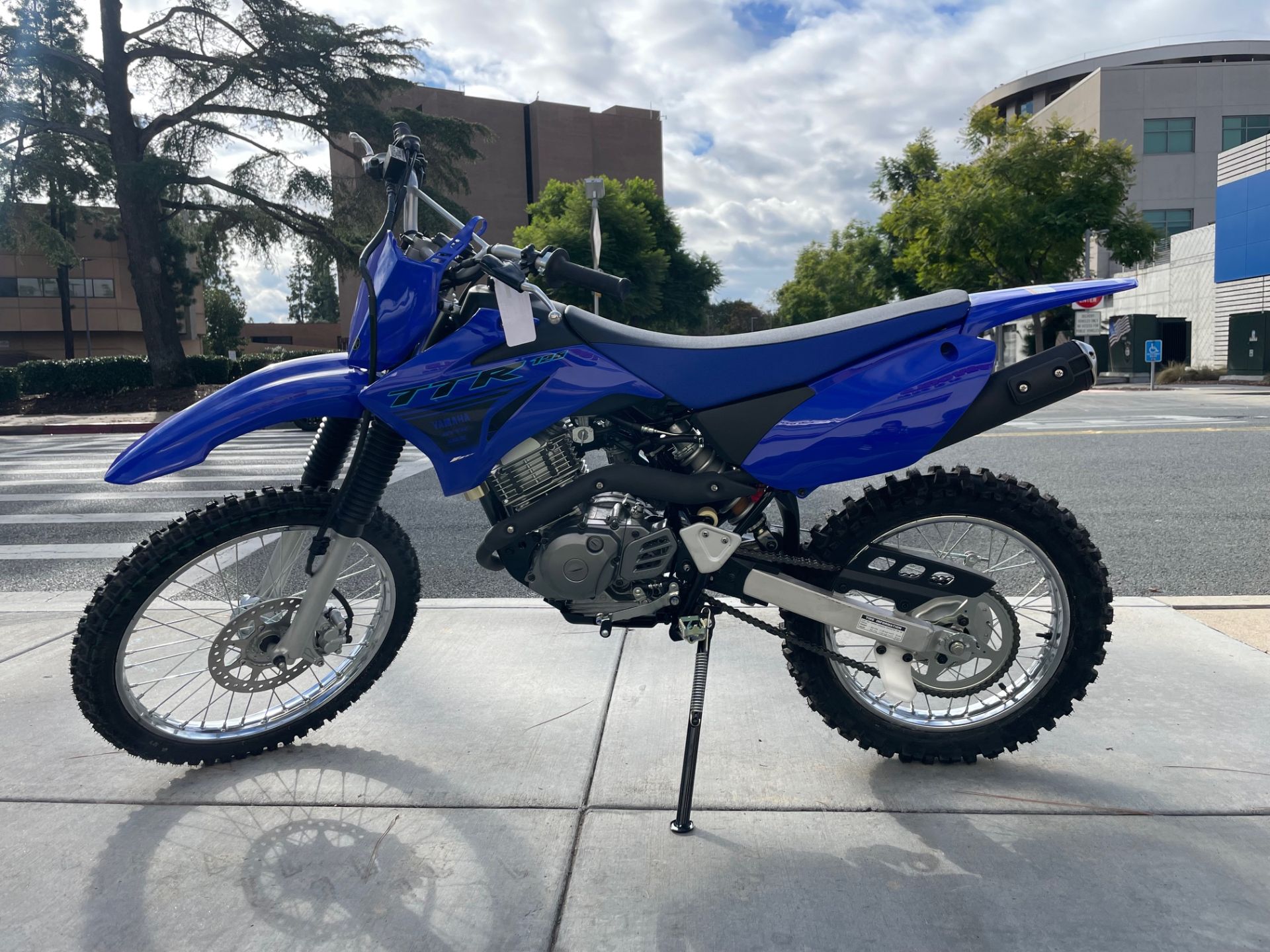 2024 Yamaha TT-R125LE in EL Cajon, California - Photo 5