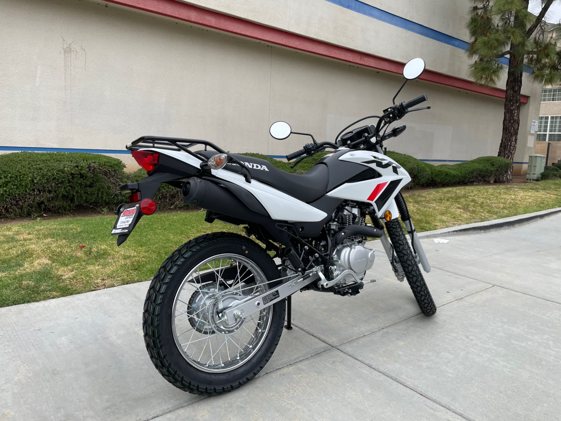 2024 Honda XR150L in EL Cajon, California - Photo 7