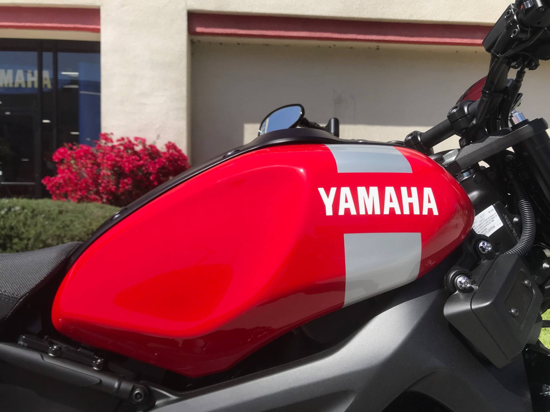 2018 Yamaha XSR900 11