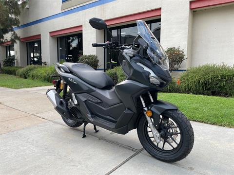 2025 Honda ADV160 in EL Cajon, California - Photo 2