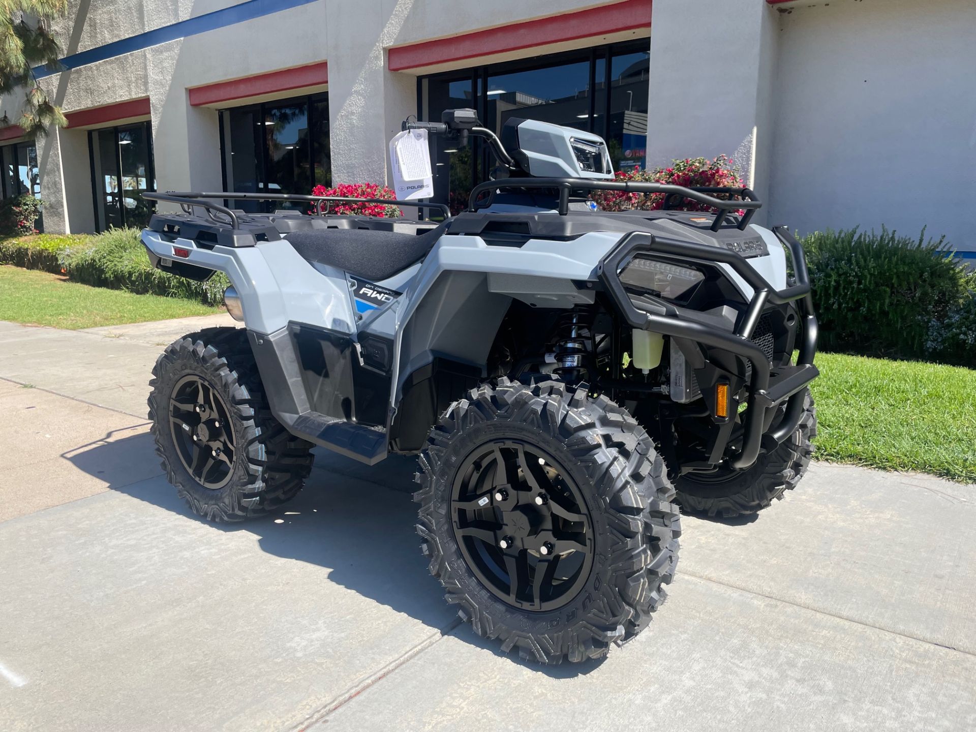 2024 Polaris Sportsman 570 Premium in EL Cajon, California - Photo 2