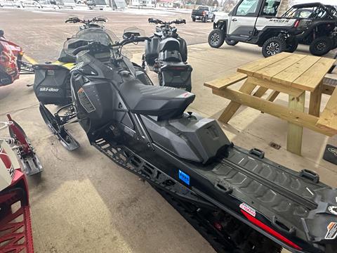 2023 Ski-Doo Renegade X 850 E-TEC ES Ripsaw 1.25 in Antigo, Wisconsin - Photo 3