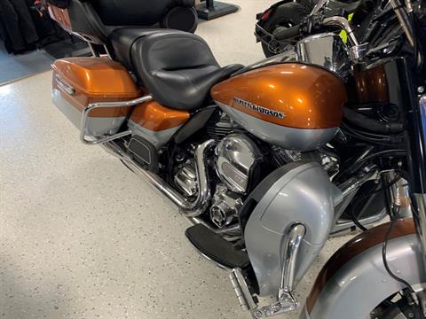 2014 Harley-Davidson Electra Glide® Ultra Classic® in Antigo, Wisconsin - Photo 3